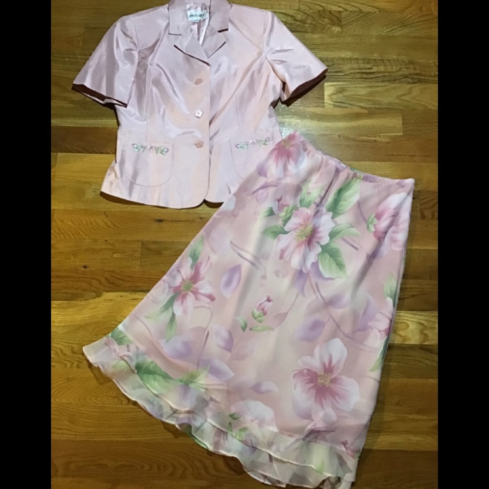 Floral Pink Women's Skirt Set - Pastel Two-Piece